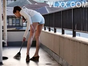 Cô gái đại học đào tạo, footjob lụa trắng, cận cảnh đập vào tử cung